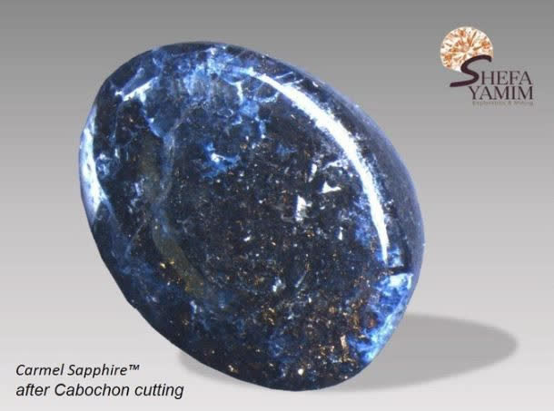 Bất ngờ đào mỏ thấy khoáng vật ngoài không gian - Kim cương cũng không có cửa so bì - Ảnh 1.