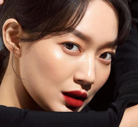 photo-1635417850503 Yoon Hye-jin 5