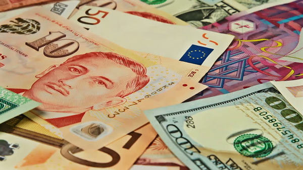 Tỷ giá USD, Euro ngày 29/10: Kinh tế Mỹ đi xuống, USD suy giảm