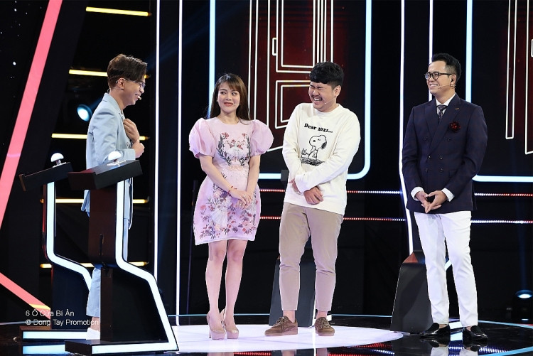 Quốc Khánh vô tình để lộ 'người yêu tin đồn' trong gameshow mới ra mắt