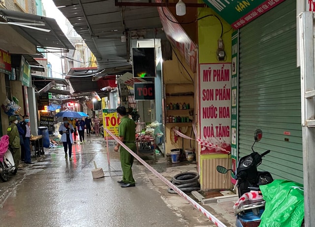 Nhiều công nhân mắc COVID-19, Bắc Giang kích hoạt Bệnh viện Dã chiến số 2 - Ảnh 2. Nhiều công nhân mắc COVID-19, Bắc Giang kích hoạt Bệnh viện Dã chiến số 2 - Ảnh 2.
