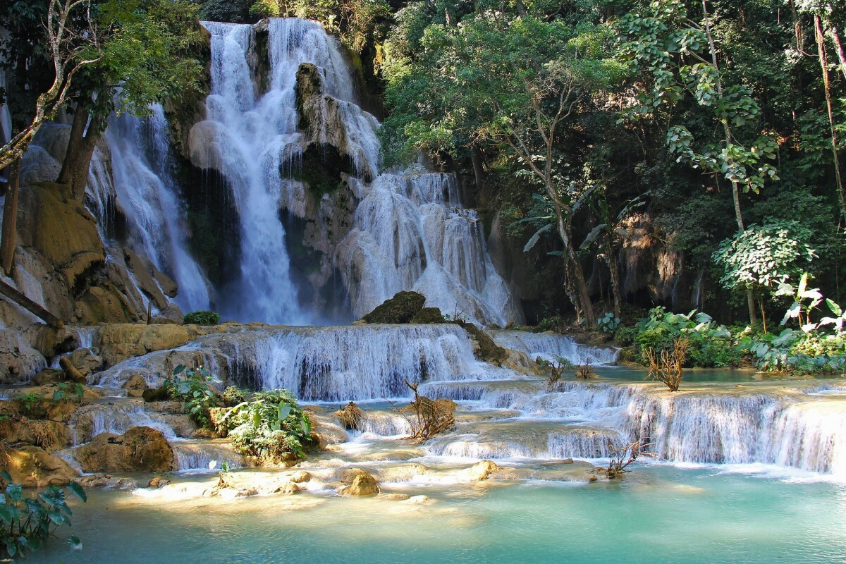 Một trong những thác nước đẹp nhất thế giới: Thác Bản Giốc kỳ vĩ giữa núi rừng Đông Bắc - 1