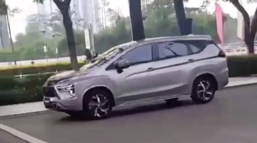 Những hình ảnh đầu tiên của Mitsubishi Xpander 2022 