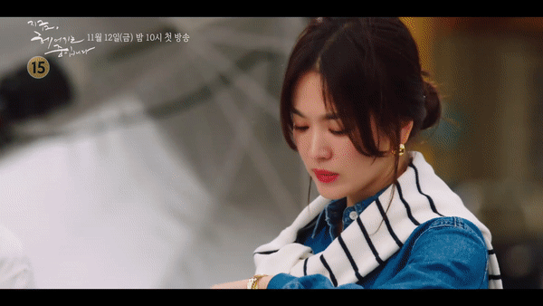 Song Hye Kyo hóa gái hư lên bar thả thính chuyên nghiệp