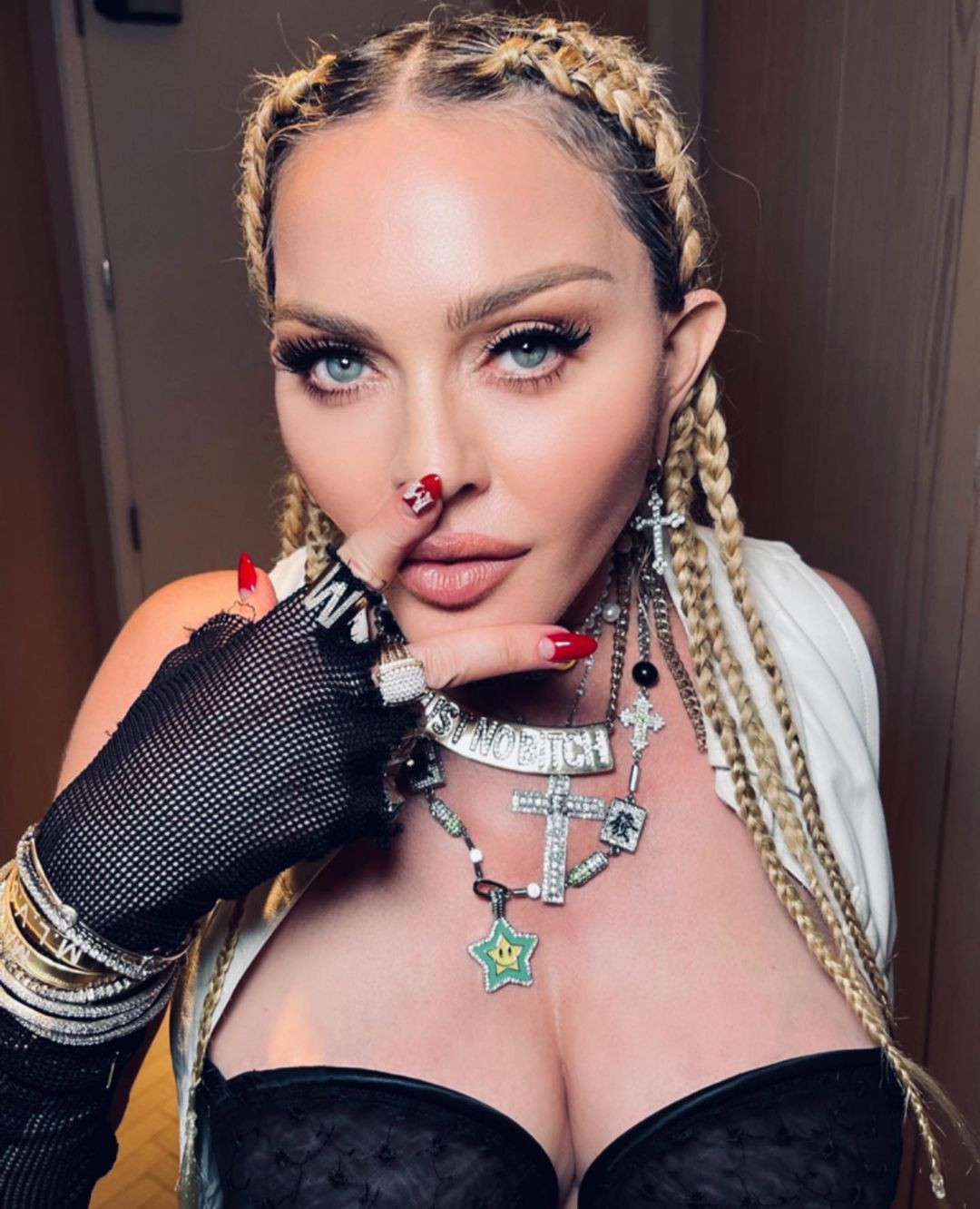 Madonna tiết lộ quy tắc tủ quần áo của mình - 1