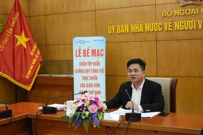 130 giáo viên kiều bào từ 20 quốc gia tham dự Lễ khai mạc lớp tập huấn giảng dạy tiếng Việt