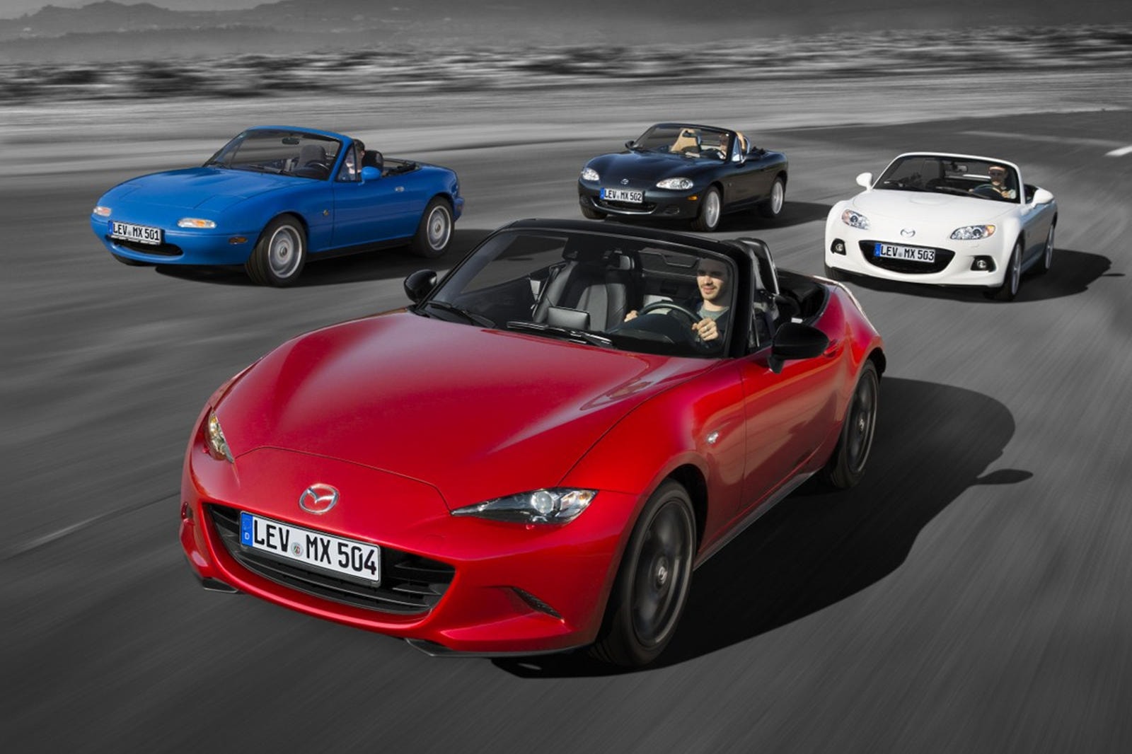Mazda đang phát triển công nghệ 3D để thay thế nút bấm Mazda đang phát triển công nghệ 3D để thay thế nút bấm