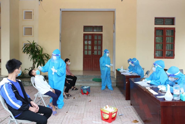Hà Tĩnh có thêm 18 ca, trong đó có 9 ca trong cộng đồng - Ảnh 2. Hà Tĩnh có thêm 18 ca, trong đó có 9 ca trong cộng đồng - Ảnh 2.