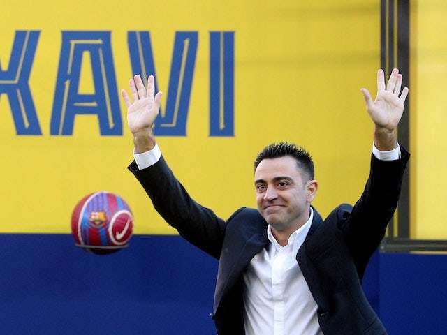 Xavi đưa ra 10 quy tắc mới, sao Barca xanh mặt