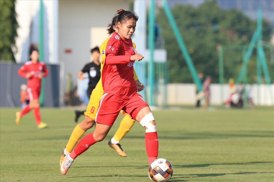 Giải vô địch quốc nữ giúp các tuyển thủ nữ Việt Nam tìm lại cảm giác bóng, sự cạnh tranh và làm nóng máy hướng đến vòng chung kết Asian Cup 2022. Ảnh: Đại Nam