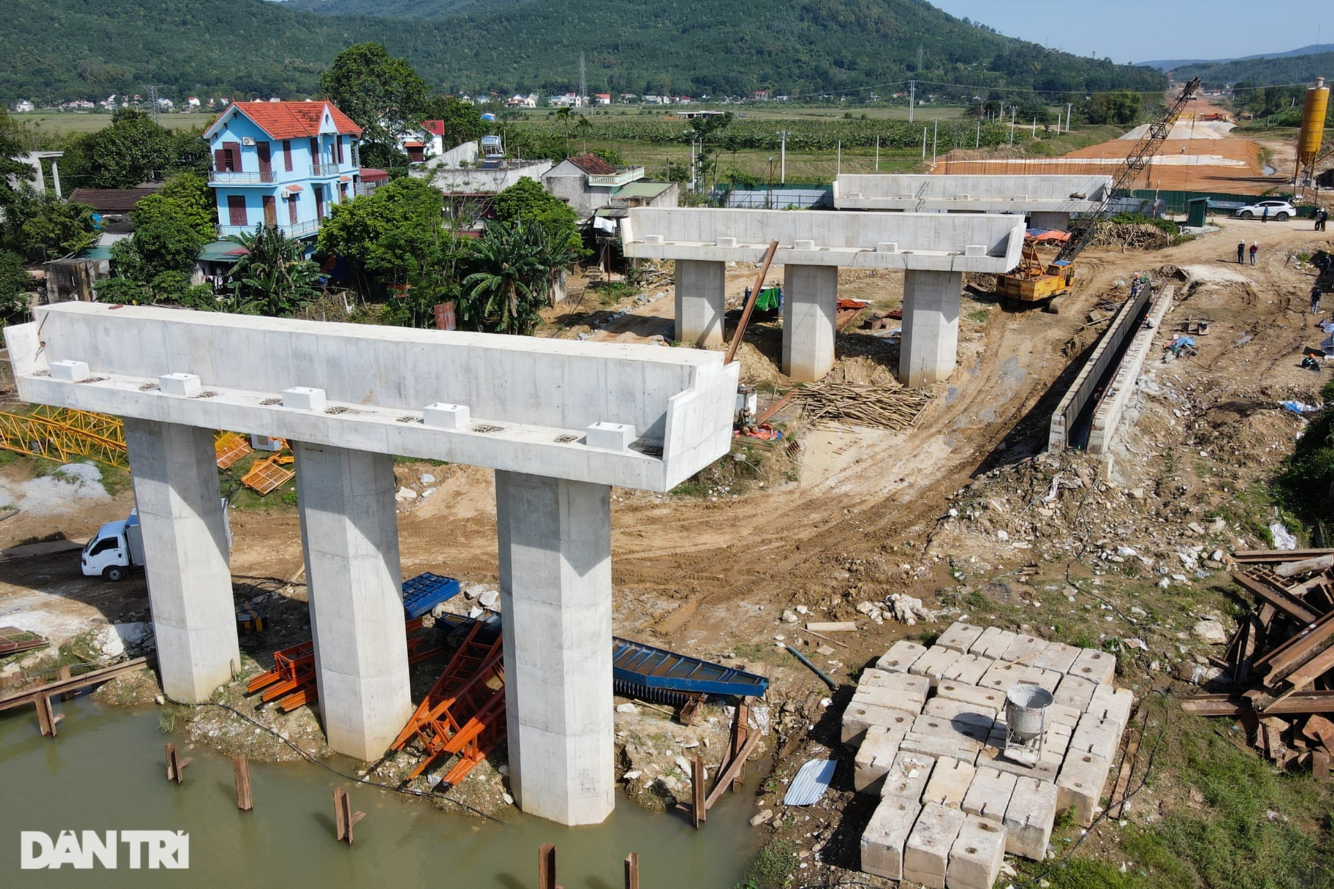Toàn cảnh cao tốc Thanh Hóa - Nghệ An hơn 22.000 tỷ đồng dần hình thành - 5 Toàn cảnh cao tốc Thanh Hóa - Nghệ An hơn 22.000 tỷ đồng dần hình thành - 5