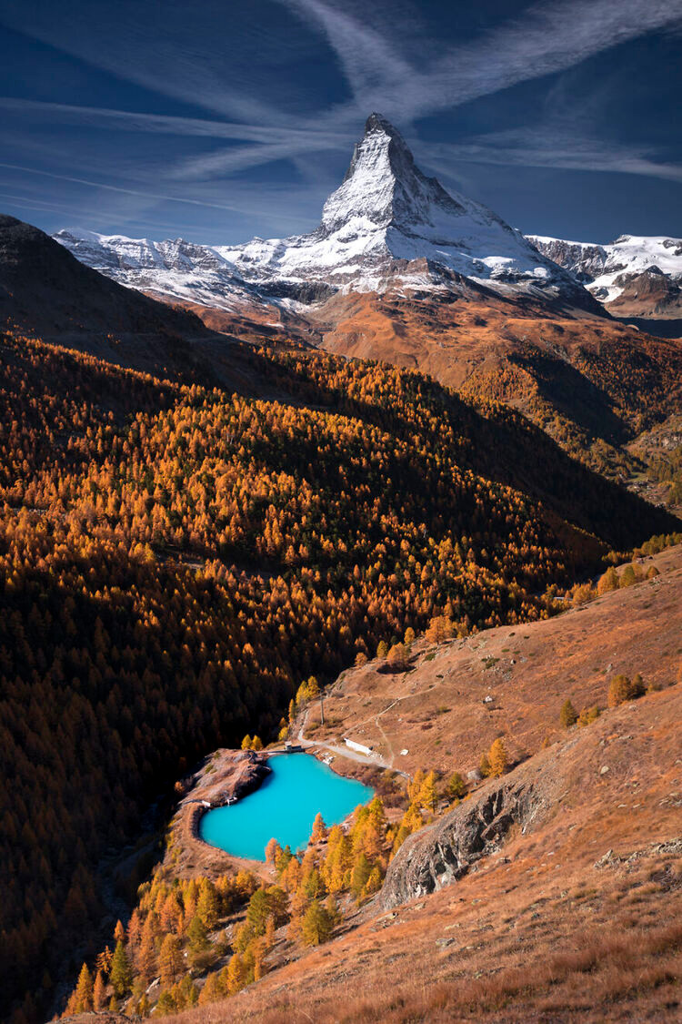 Ngắm nhìn kiệt tác thiên nhiên chuyển sắc thu tại vùng núi Alps