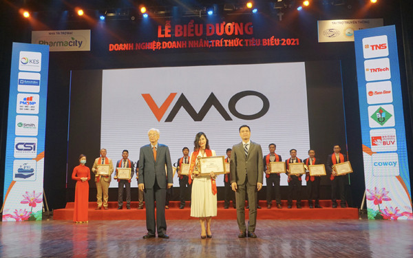VMO Holdings đạt danh hiệu doanh nghiệp Việt Nam tiêu biểu 2021