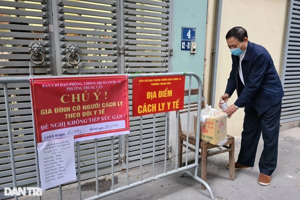 Cận cảnh khu vực hàng chục F1 tự cách ly tại nhà ở Hà Nội - 9 Cận cảnh khu vực hàng chục F1 tự cách ly tại nhà ở Hà Nội - 9