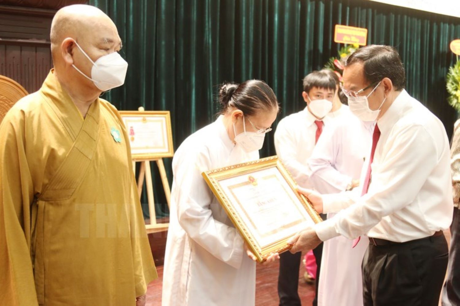 Bí thư Nguyễn Văn Nên: Người dân không nên chủ quan dù đã tiêm 2 mũi vaccine - 1