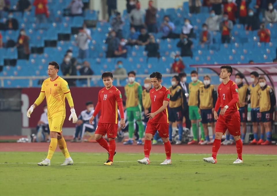 Tuyển Việt Nam đã trải qua 7 trận thua liên tiếp ở vòng loại World Cup 2022. Ảnh: Hoài Thu