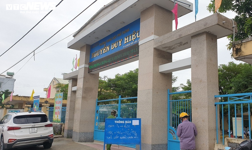 Quảng Nam: Thêm 10 học sinh mắc COVID-19 tại ổ dịch Trường THPT Nguyễn Duy Hiệu - 1