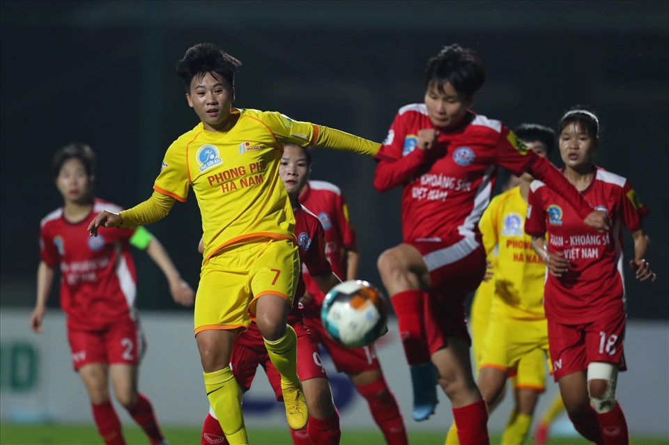 Phong Phú Hà Nam của Tuyết Dung vẫn chưa có điểm nào tại Giải nữ vô địch quốc gia - Cúp Thái Sơn Bắc 2021. Ảnh: Bắc Sơn.