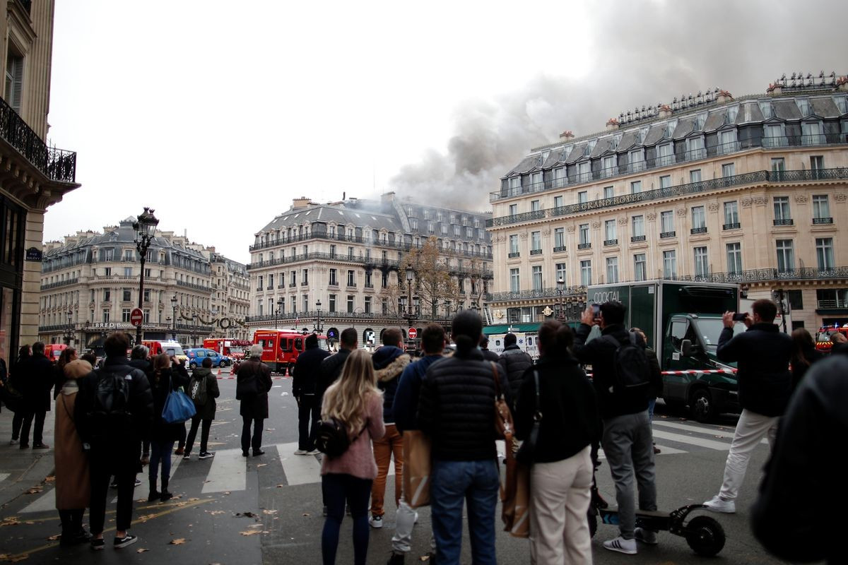 Pháp: Cháy lớn ở trung tâm thủ đô Paris