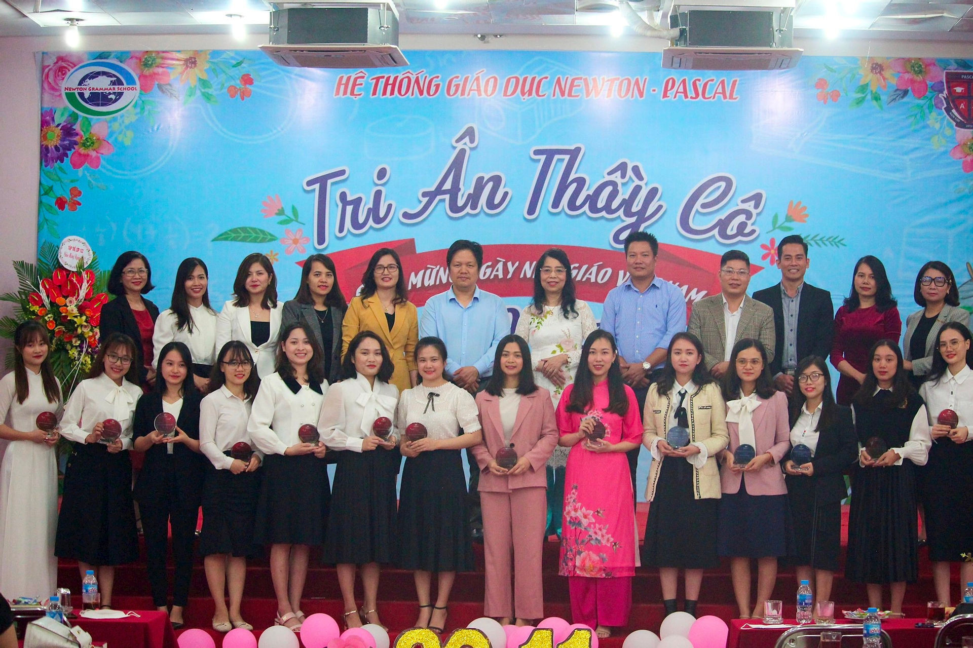 Nhà giáo Lê Thị Bích Dung - Người truyền ngọn lửa đam mê cho các học trò - 2