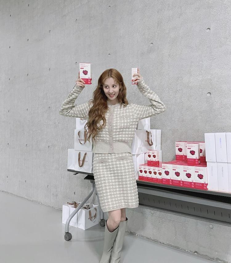 Phối áo len mùa đông sang xịn mịn như Jennie, Yoona-3