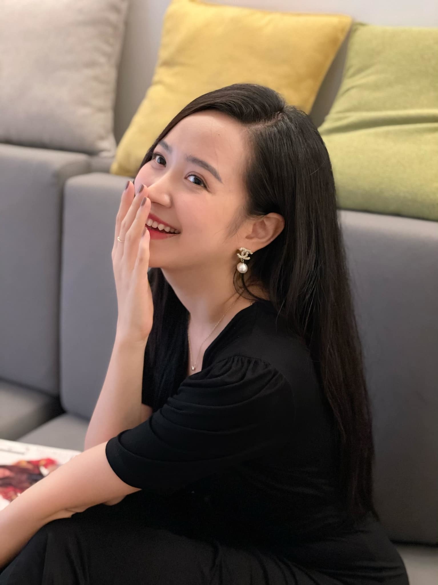 Ngắm 'người tình màn ảnh' kém 20 tuổi của Công Lý