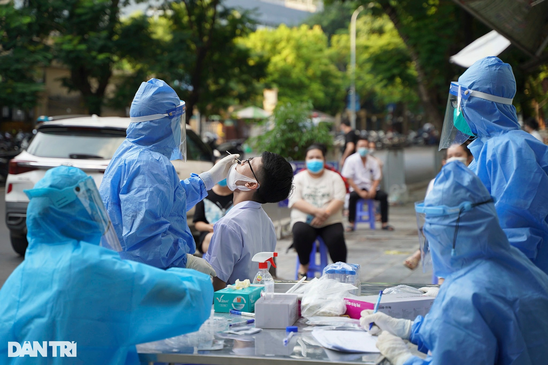 Vụ 87 công nhân test nhanh dương tính ở Hà Nội: Xét nghiệm PCR có 12 F0 - 1