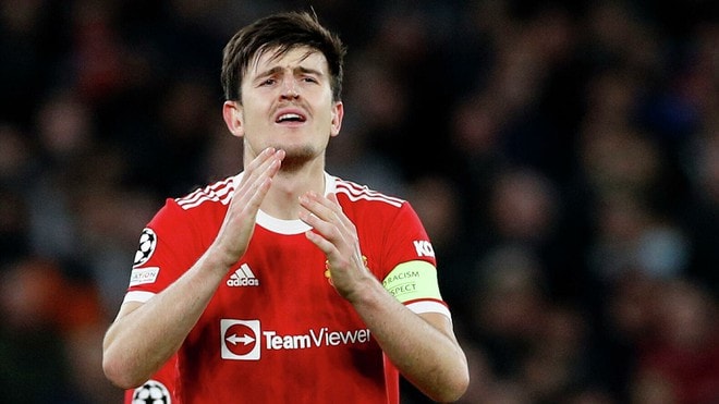 Man Utd nên tước băng đội trưởng của Maguire - 1