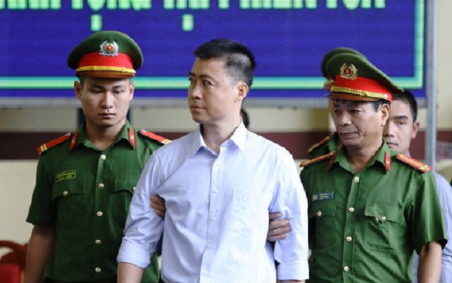 Phan Sào Nam buộc trở lại trại giam: Làm rõ động cơ sai phạm của lãnh đạo tòa án - 1