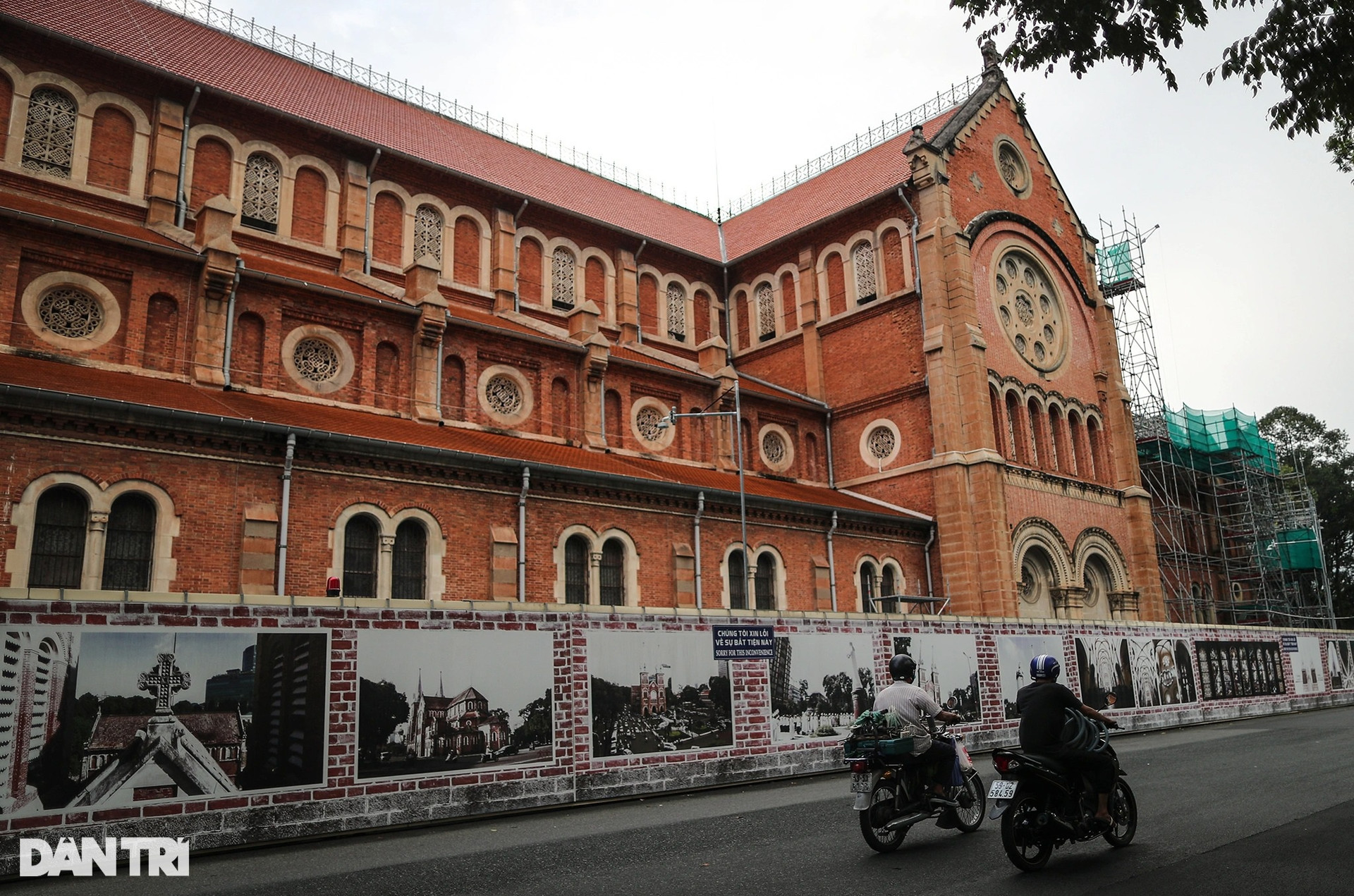 Nhà thờ Đức Bà Sài Gòn mở cửa trở lại từ cuối tuần này - 12