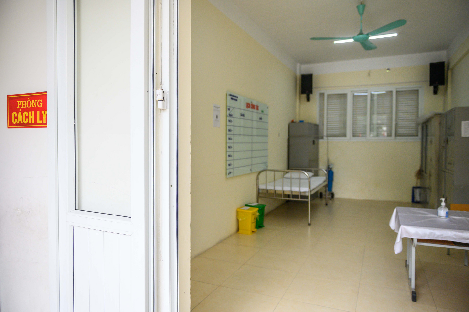 Trạm y tế lưu động điều trị F0 thể nhẹ ở Hà Nội có gì? - 7