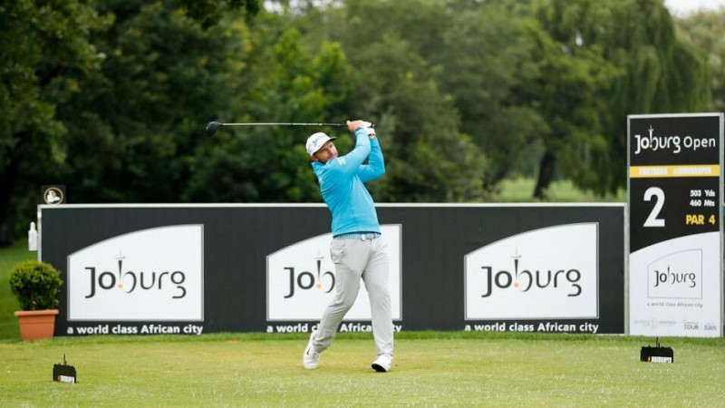 Joburg Open tuần này do Sunshine Tour và European Tour đồng bảo trợ, cho phép 2.000 khán giả vào sân Randpark Golf Club mỗi ngày