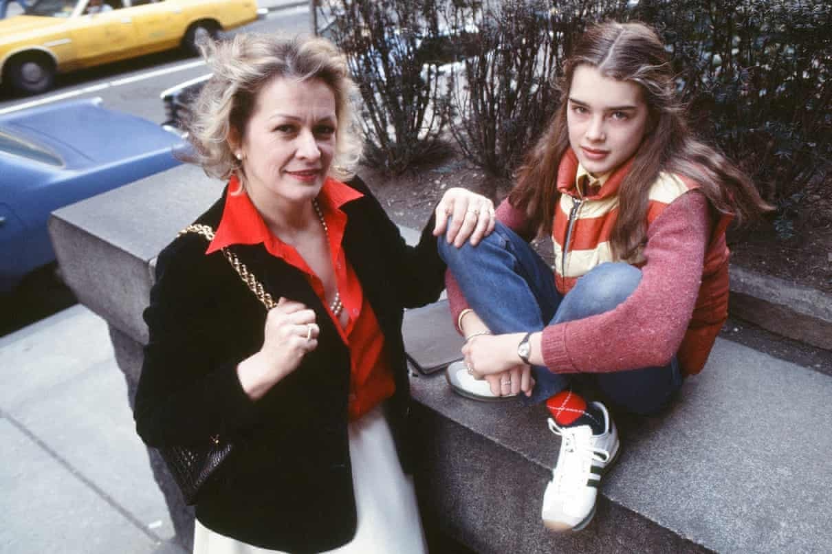 Vào vai gái mại dâm năm... 12 tuổi, nữ diễn viên Brooke Shields nói gì? - 3 Vào vai gái mại dâm năm... 12 tuổi, nữ diễn viên Brooke Shields nói gì? - 3