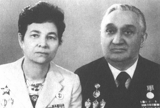 Những lần suýt chết của cặp vợ chồng tình báo nổi tiếng Liên Xô  - 1