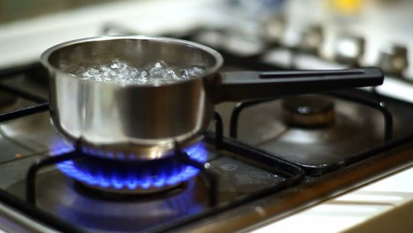 Giá gas ngày càng đắt, áp dụng ngay những mẹo này để bạn tiết kiệm hơn 50% lượng gas nấu nướng-2