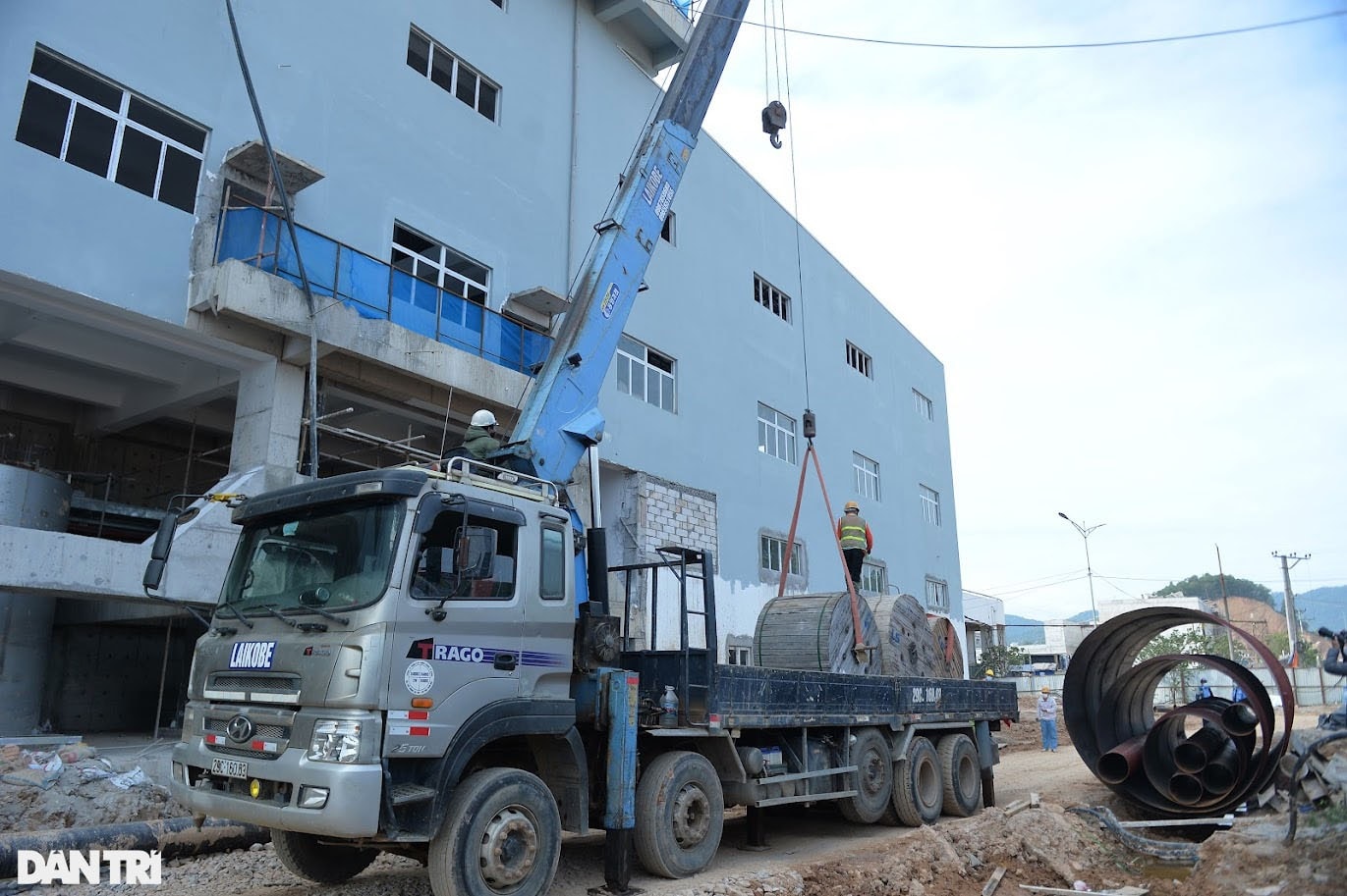 Toàn cảnh nhà máy điện rác lớn thứ 2 trên thế giới ở Hà Nội - 11 Toàn cảnh nhà máy điện rác lớn thứ 2 trên thế giới ở Hà Nội - 11