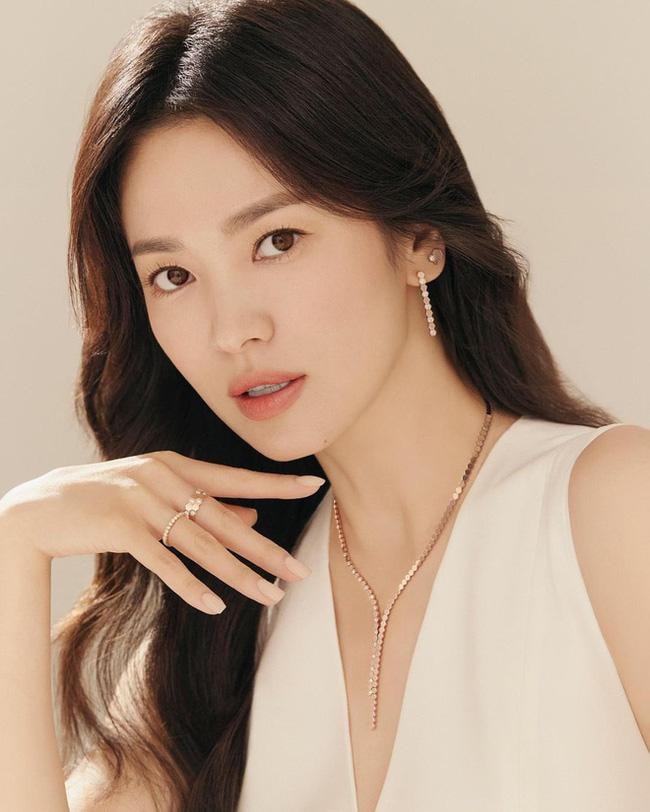 Song Hye Kyo và Jun Ji Hyun nhận cát-xê 4 tỷ mỗi tập phim-2