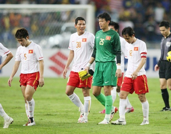 Bán kết AFF Cup 2010 trước tuyển Malaysia là nỗi ám ảnh của thủ môn Tấn Trường. Ảnh: TL