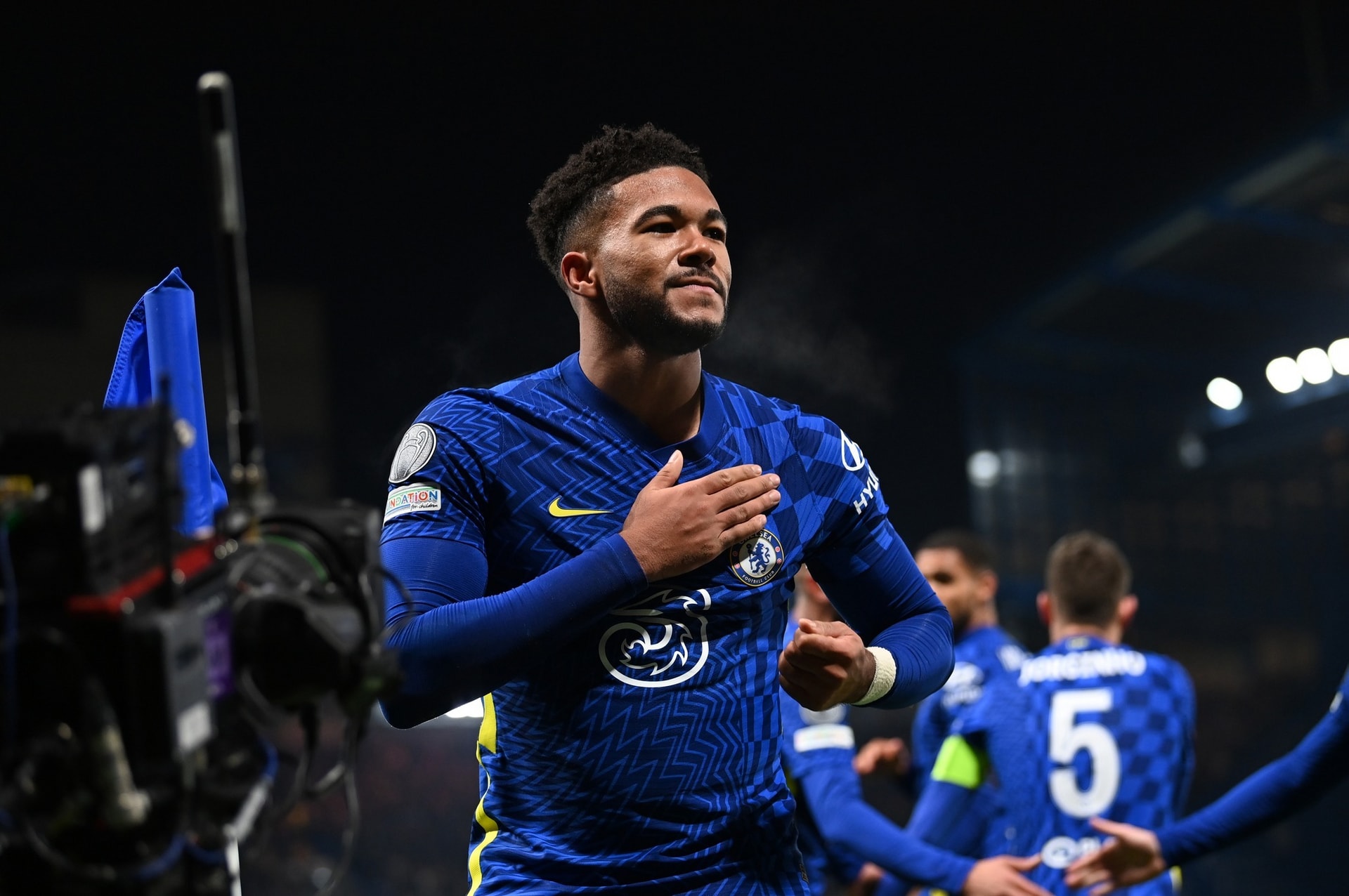 Nhận định bóng đá Watford vs Chelsea, vòng 14 Ngoại hạng Anh - 1