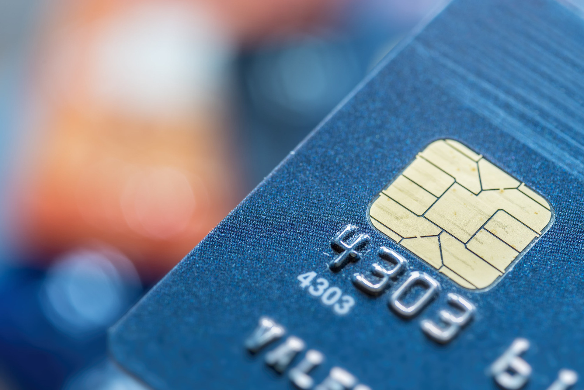 Những ngân hàng nào đang thực hiện đổi thẻ ATM từ sang thẻ chip online?