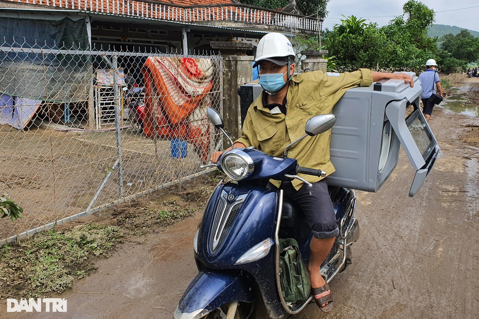 Lũ làm hư hỏng tất cả, người dân không còn thứ gì để ăn! - 10