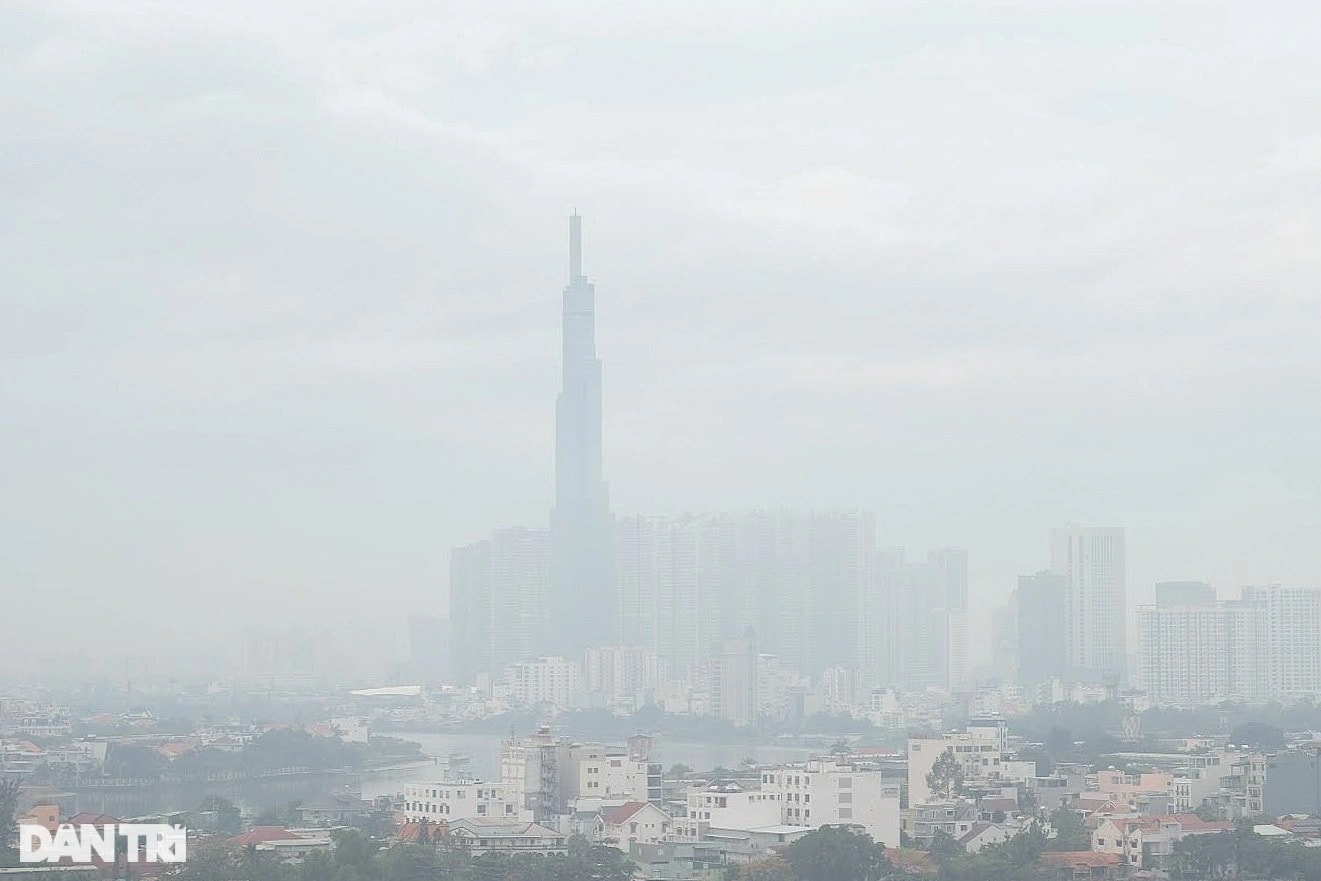 Sài Gòn se lạnh, thành phố phủ kín trong sương mù - 2 Sài Gòn se lạnh, thành phố phủ kín trong sương mù - 2