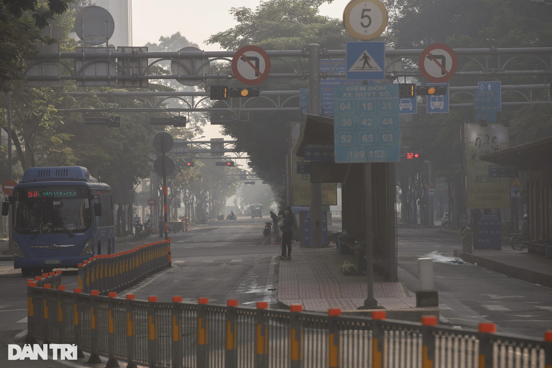 Sài Gòn se lạnh, thành phố phủ kín trong sương mù - 9