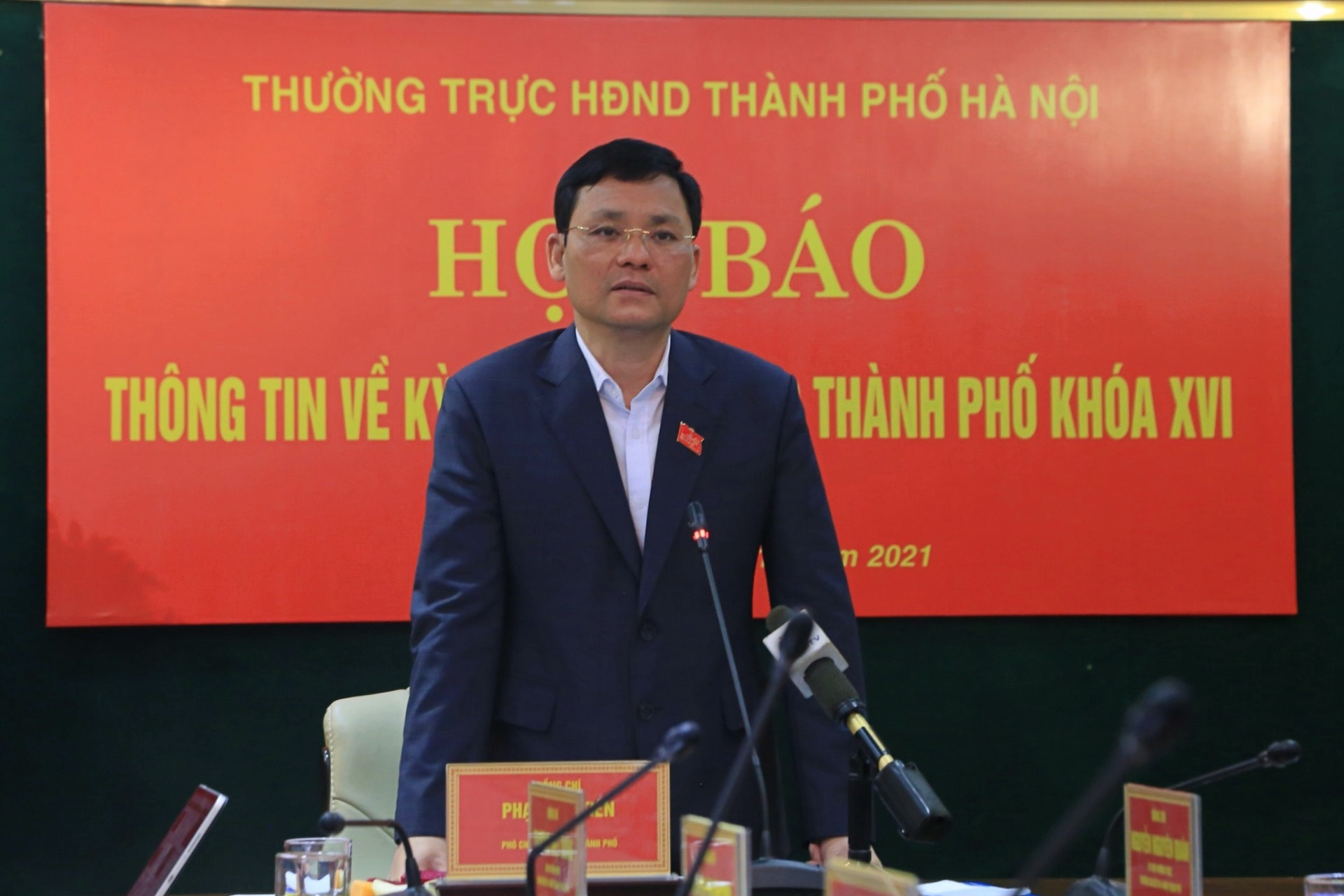 Chất vấn Chủ tịch Hà Nội nhiều vấn đề nóng vào tuần tới - 1 Chất vấn Chủ tịch Hà Nội nhiều vấn đề nóng vào tuần tới - 1