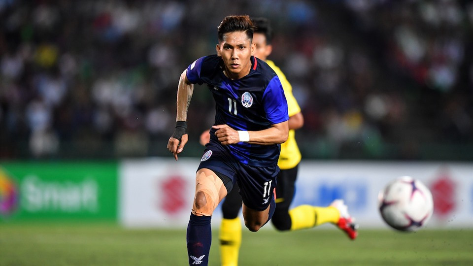 Chan Vathanaka là cầu thủ đáng chú ý nhất của tuyển Campuchia khi đấu tuyển Malaysia. Ảnh: AFF