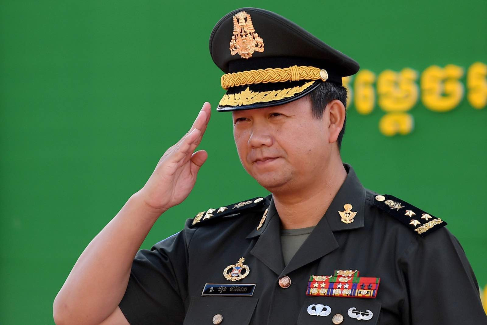 Chân dung người con trai cả quyền lực có thể kế nhiệm Thủ tướng Hun Sen - 2