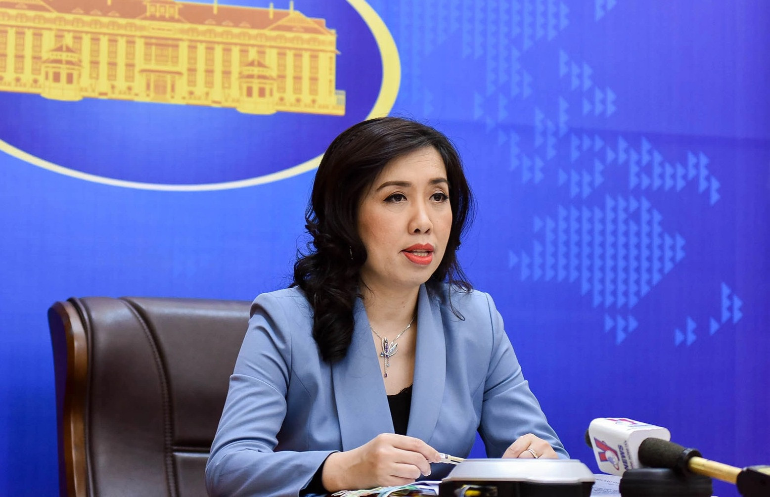 Việt Nam đang khẩn trương hoàn thành các bản mẫu về hộ chiếu vaccine - 1