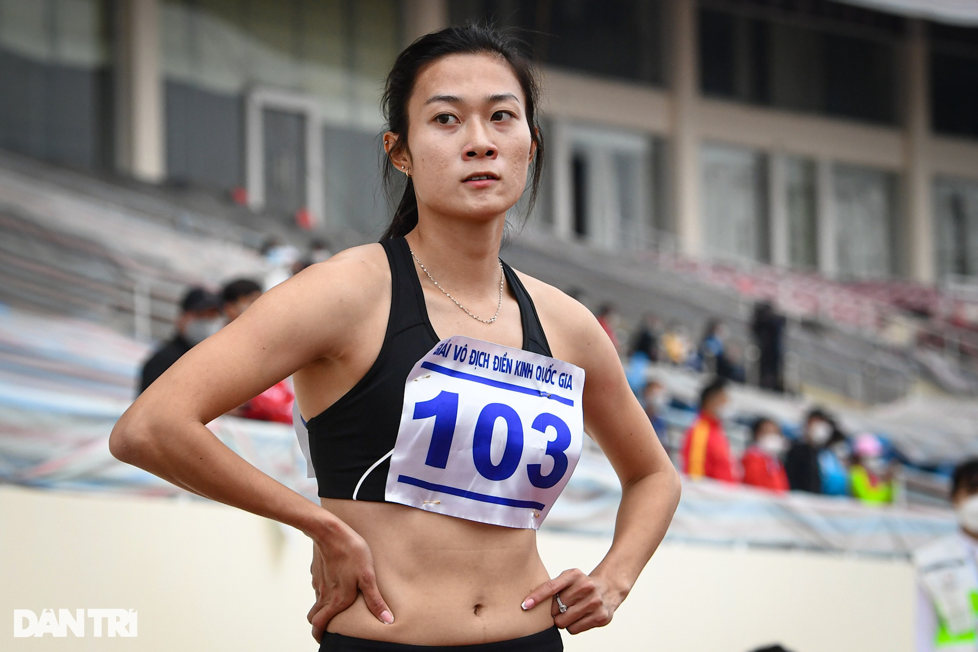 Lê Tú Chinh thống trị nội dung chạy 100m nữ ở giải điền kinh quốc gia - 1