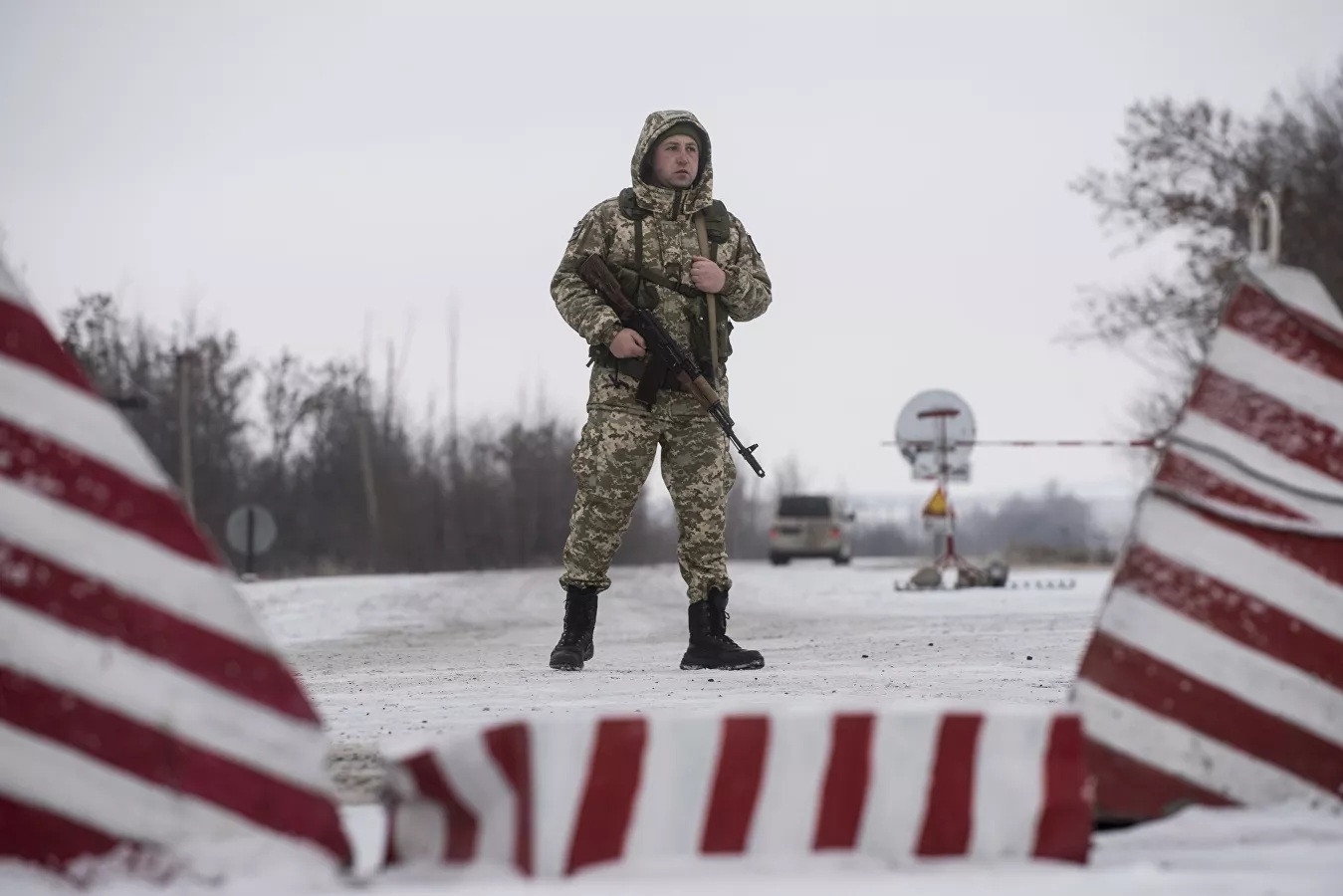 Tại sao NATO vẫn ‘bỏ rơi’ Ukraine?