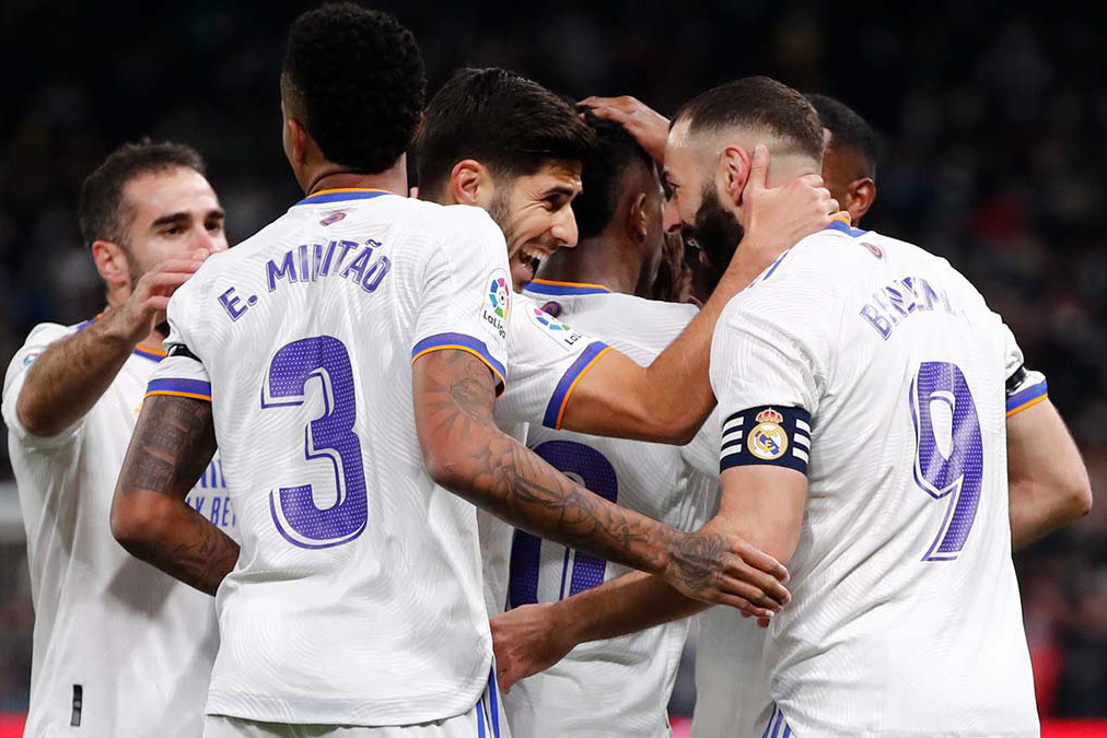 Real Madrid vô đối ở La Liga: Dưới cây đũa phép của Ancelotti